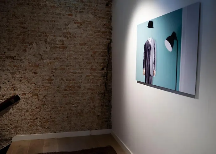 Ginny's Op De Grote Markt Appartement